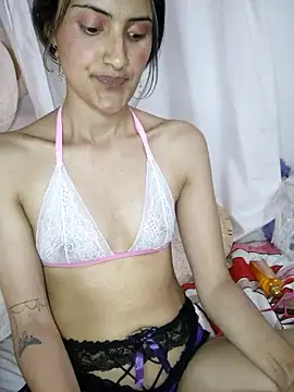 Lucia_Zarate3's cam snapshot