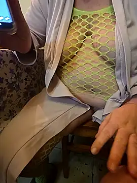 Coupleforever2 live sex cam