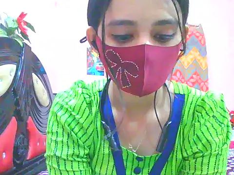 Silver_Queen07's cam snapshot