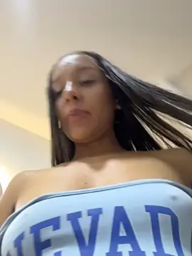 Brunettecollins05 live sex cam