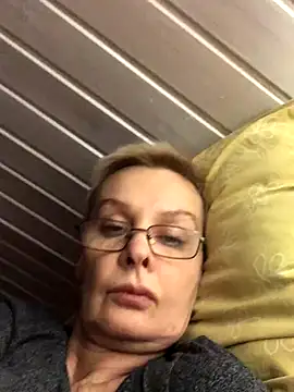 HelgaHimmell's cam snapshot