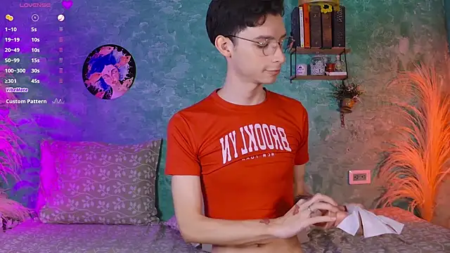 VicenteFerrer live sex cam