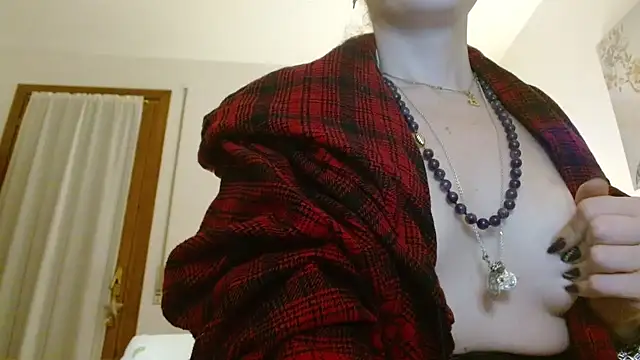 Regina_5's cam snapshot