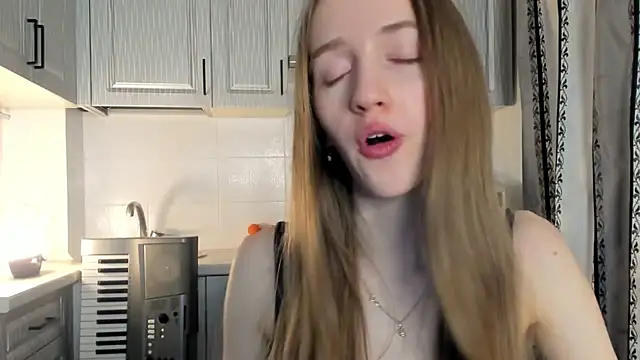 leslie_my_lovee live sex cam