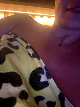 TheNaturalistX's cam snapshot