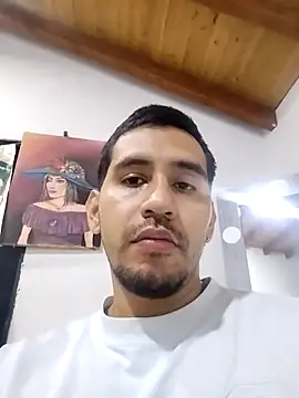 Andyy_Carterr's cam snapshot