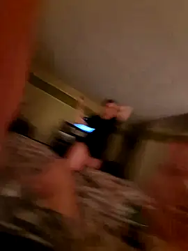 subombshell's cam snapshot