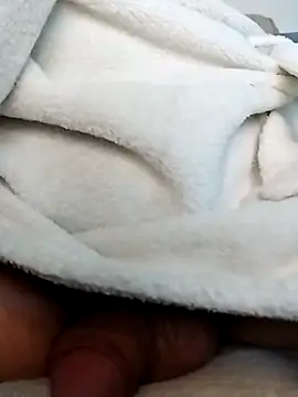 LoGanDiamond's cam snapshot