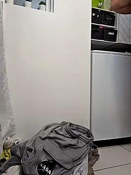 Wherezdaddy live sex cam