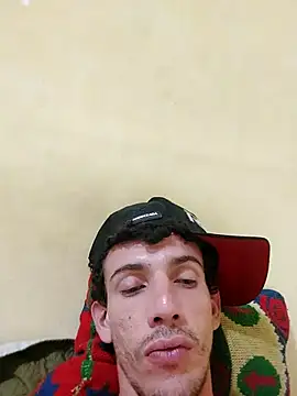 Surf_boy8's cam snapshot