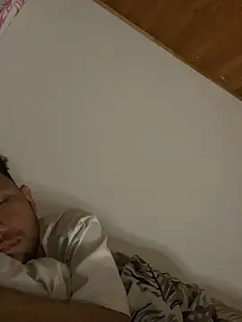 Michaell_Spinelly's cam snapshot