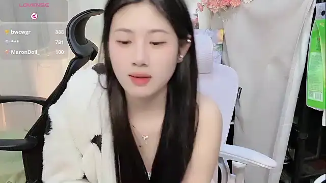 Yvonne-07 live sex cam