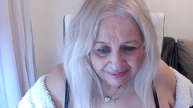 SusiLifeXXX's cam snapshot