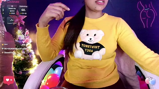 DesiZoya live sex cam