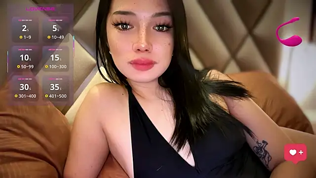 IvonnyBonita live sex cam