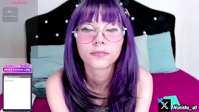 Noninha_ live sex cam