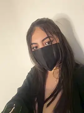 Hot-Sarah-arab live sex cam
