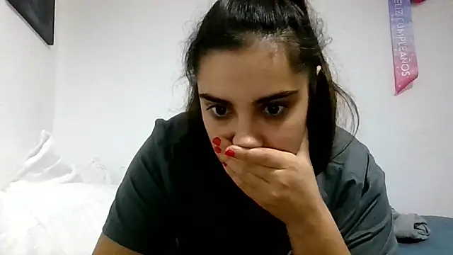 Ursumi1 live sex cam