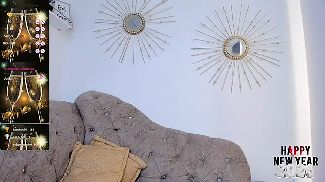 Miah_BigBoobs's cam snapshot