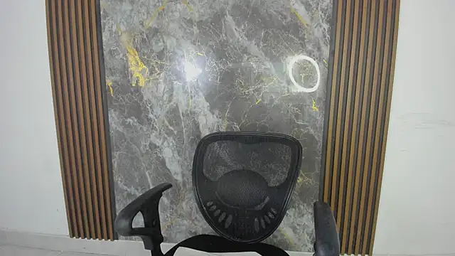 nicol_jone1's cam snapshot