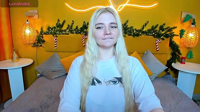 RuthBryant's cam snapshot