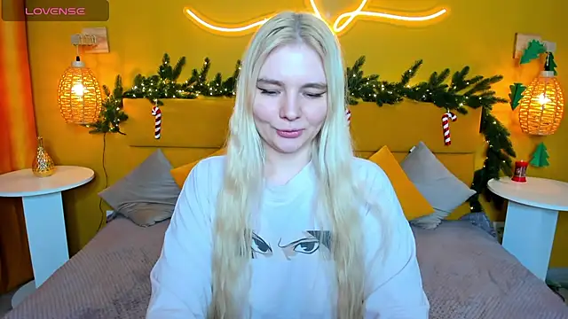 RuthBryant's cam snapshot