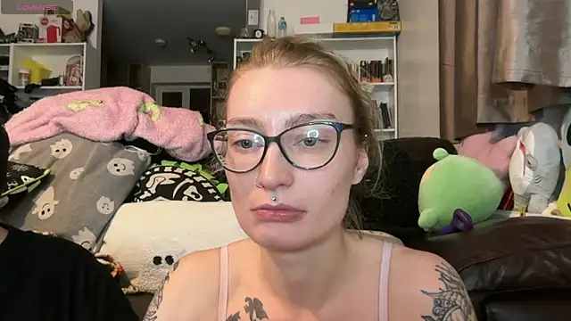 harleyblair live sex cam