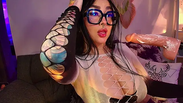 Claiborne_Morris's cam snapshot