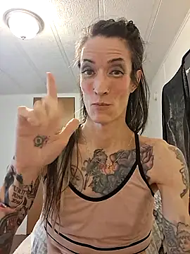 MaitressePomme3 live sex cam