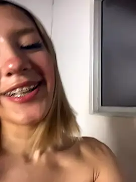 SweetBunnyGF live sex cam