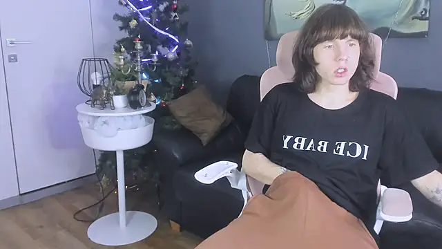 CutieKai_'s cam snapshot