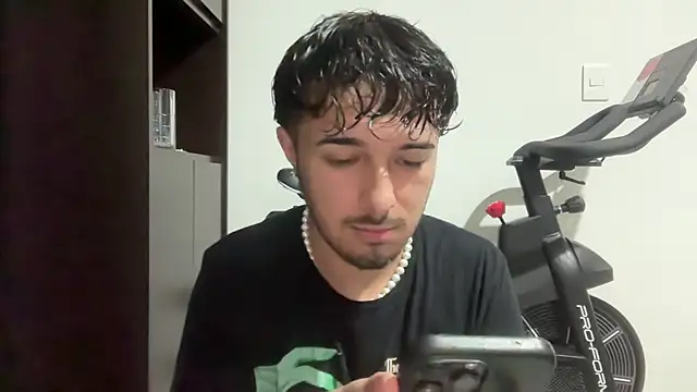 Gorillabutt1414 live sex cam