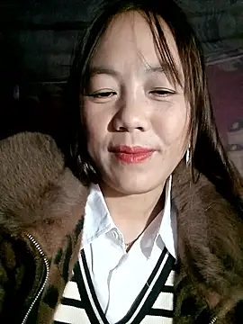 Sara_pusyy's cam snapshot