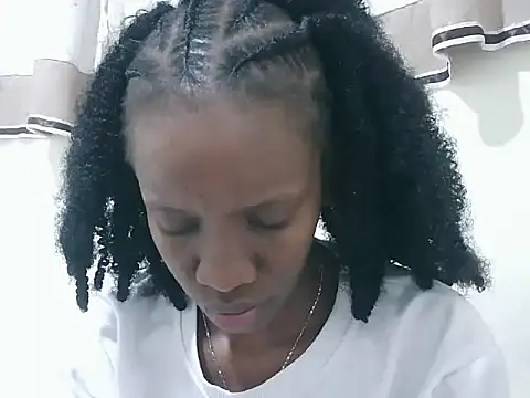 prettybeee's cam snapshot