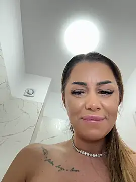 KirstieVegas live sex cam