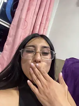 Violeet-Smith live sex cam