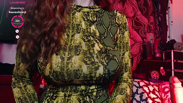 Silentmary live sex cam