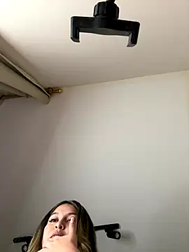 lunablossom_ live sex cam