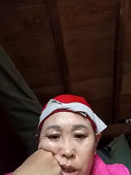 dakota-kis's cam snapshot