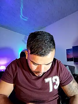 Naughty_Charly's cam snapshot