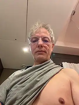 SexyLeon8 live sex cam