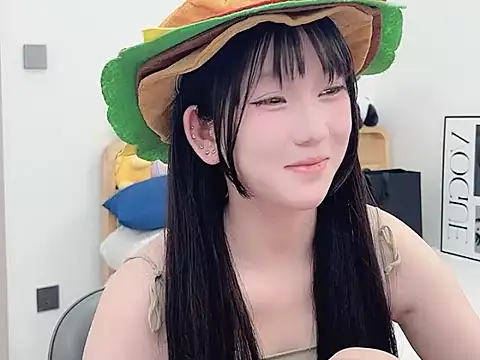 lnua-lnua's cam snapshot