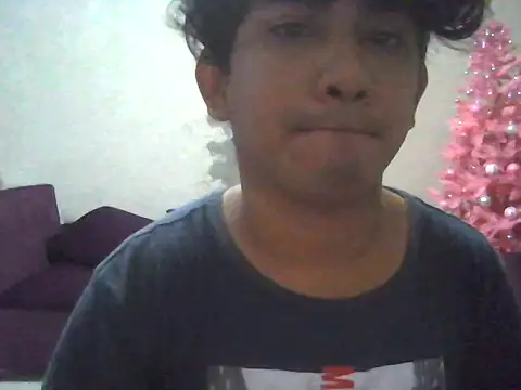 chikis_18's cam snapshot