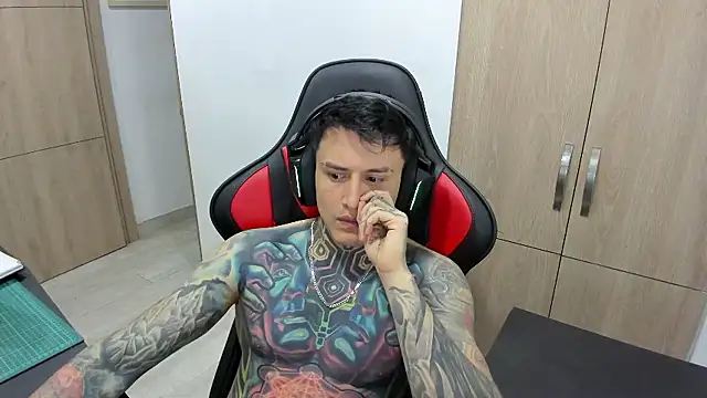 Chrissblack's cam snapshot