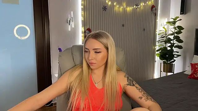 OhMyEmma's cam snapshot