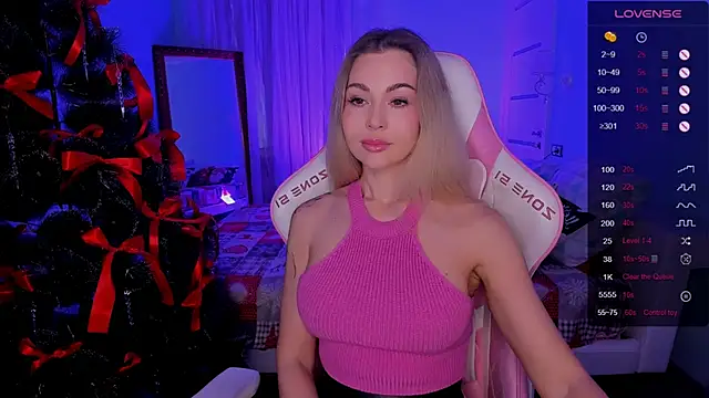 AdeleRoberts's cam snapshot