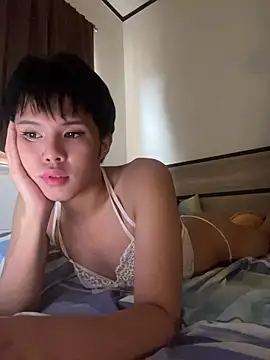 Plaxtique live sex cam