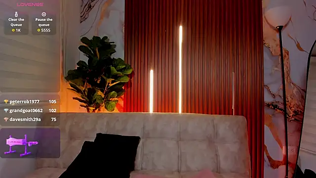 Nickie_reed_'s cam snapshot