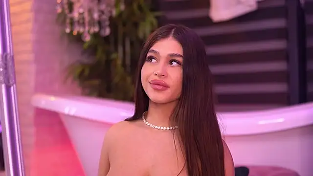 BellaNoirre live sex cam