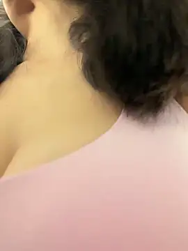 LaudingElastase live sex cam